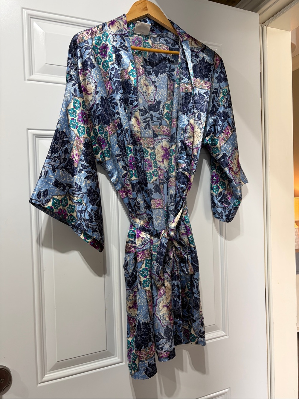 Vintage Adonna Floral Satin Kimono Robe in Blue and Teal -